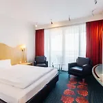 Vitalia Seehotel Бад-Зегеберг