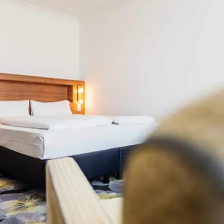 Vitalia Seehotel Otel